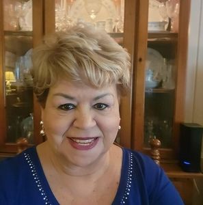 Meet your Posher, Anne